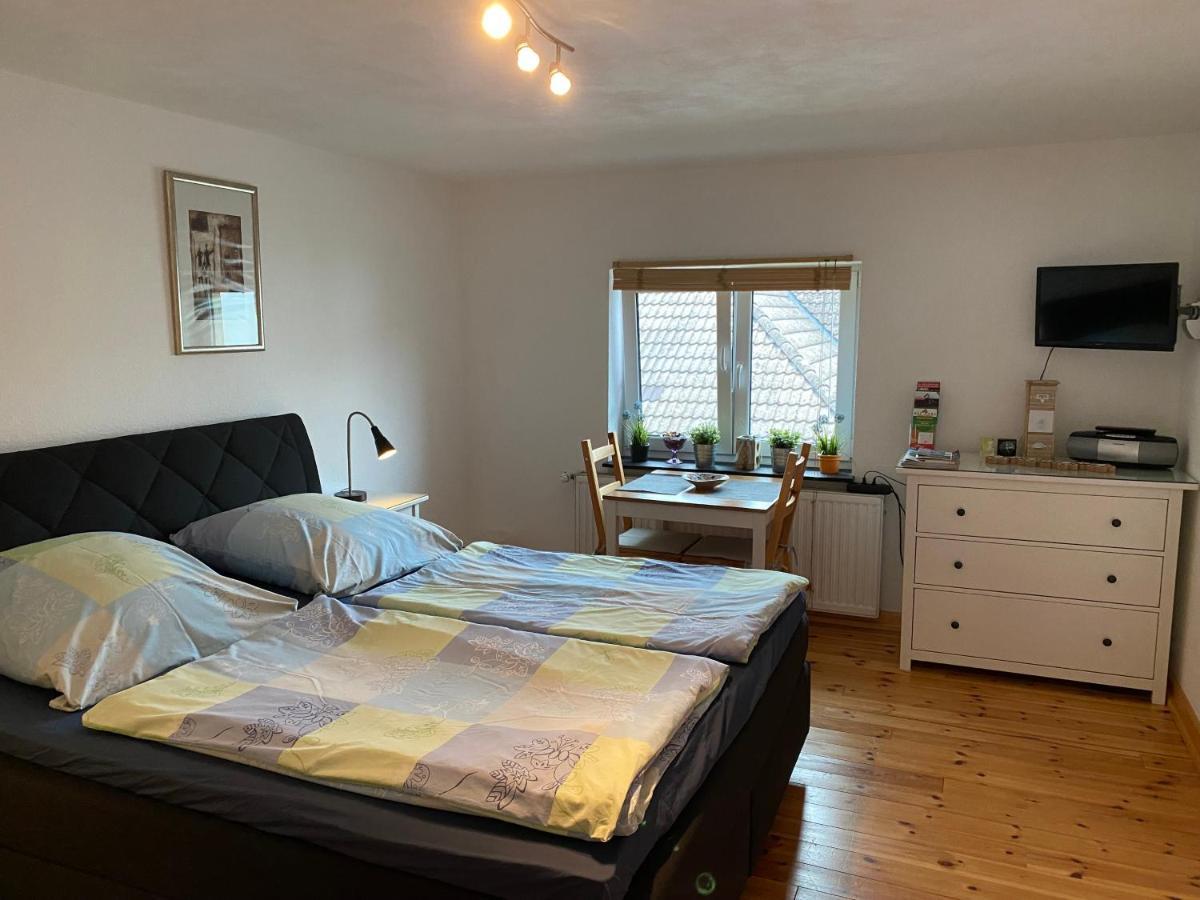 Werners Doppelzimmer Insul Buitenkant foto